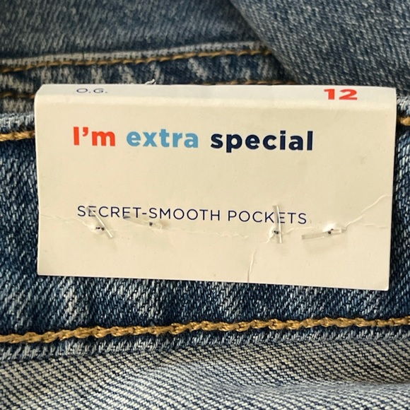 Old Navy High Rise O.G. Straight Cut off Shorts Smooth Pockets! - Picture 6 of 10